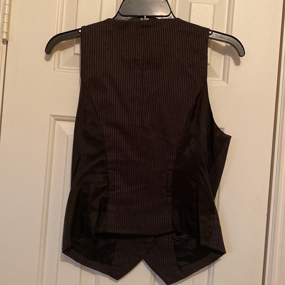 Womens Vest - Picture 2 of 4
